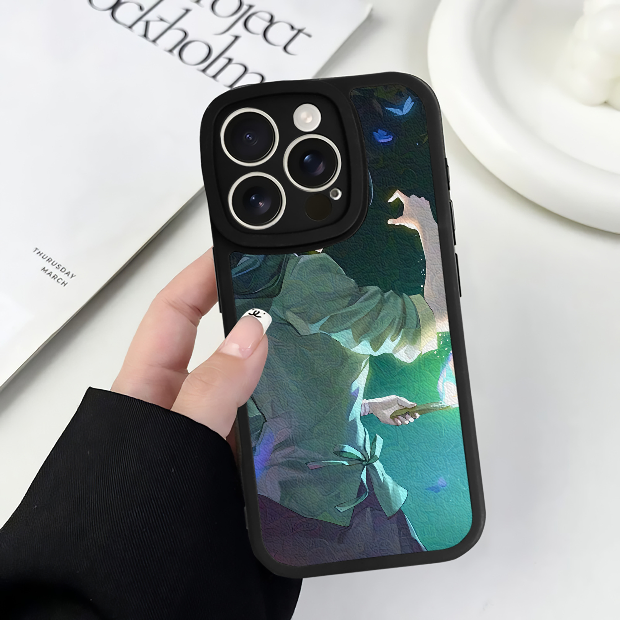 薬屋のひとりごと The Apothecary Diaries 【iPhone 16シリーズ対応】シリコンスマホケース（レザー調） 材質：シリコン